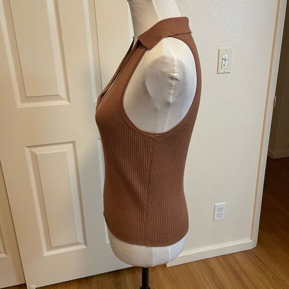 Anko Collared Sleeveless Ribbed Sweater Brown - Picture 3 of 9
